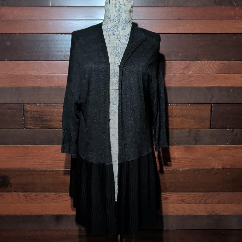 W5 Black Knitwear Cardigan with Pleated Detail